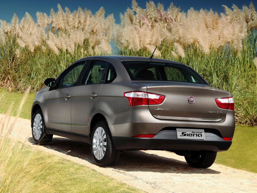  Fiat Grand Siena Essence 2012 года  (фото 15 из 25)